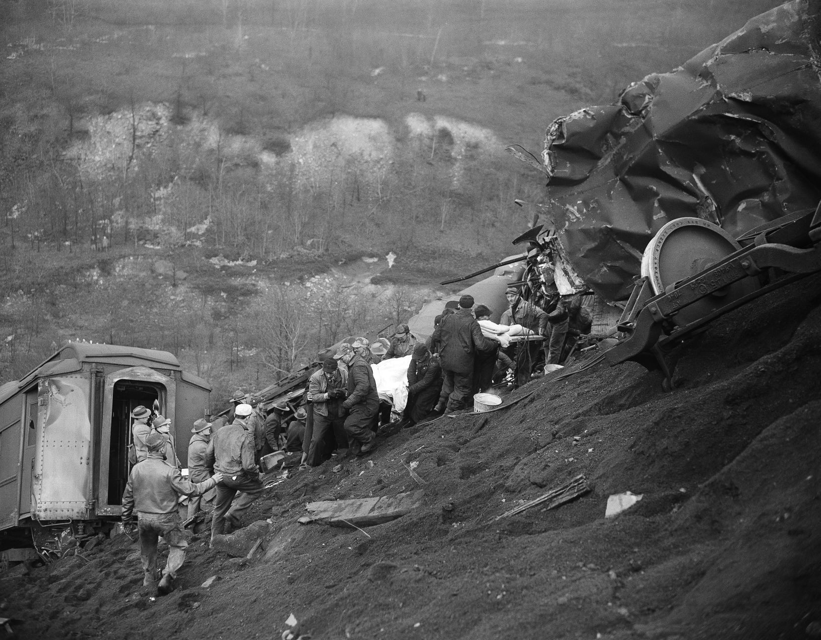 1947: Railroad wreck